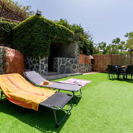 Vivelorural Casa Priya, Teror, Pool And Views